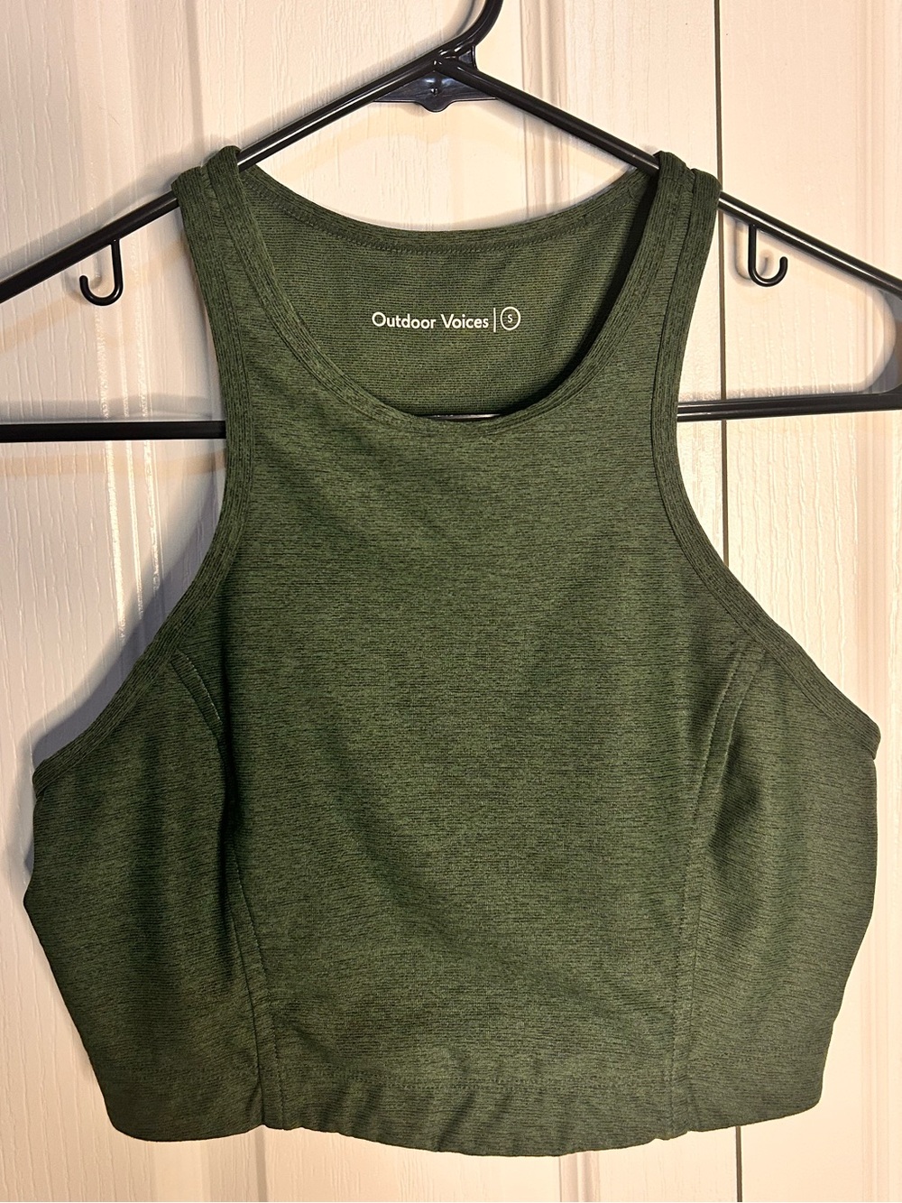 Outdoor Voices Womenβs Size Small Olive Green Cropped Racerback Tank Top Bra Gym